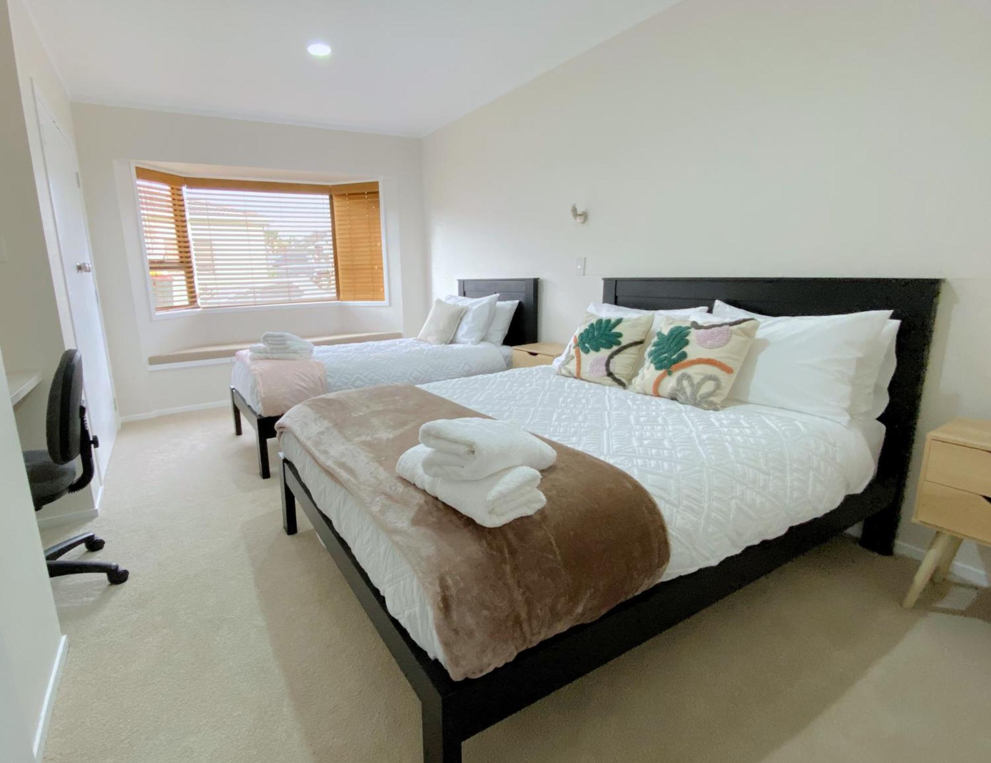 Spacious Retreat With Mountain View Rotorua Exterior foto