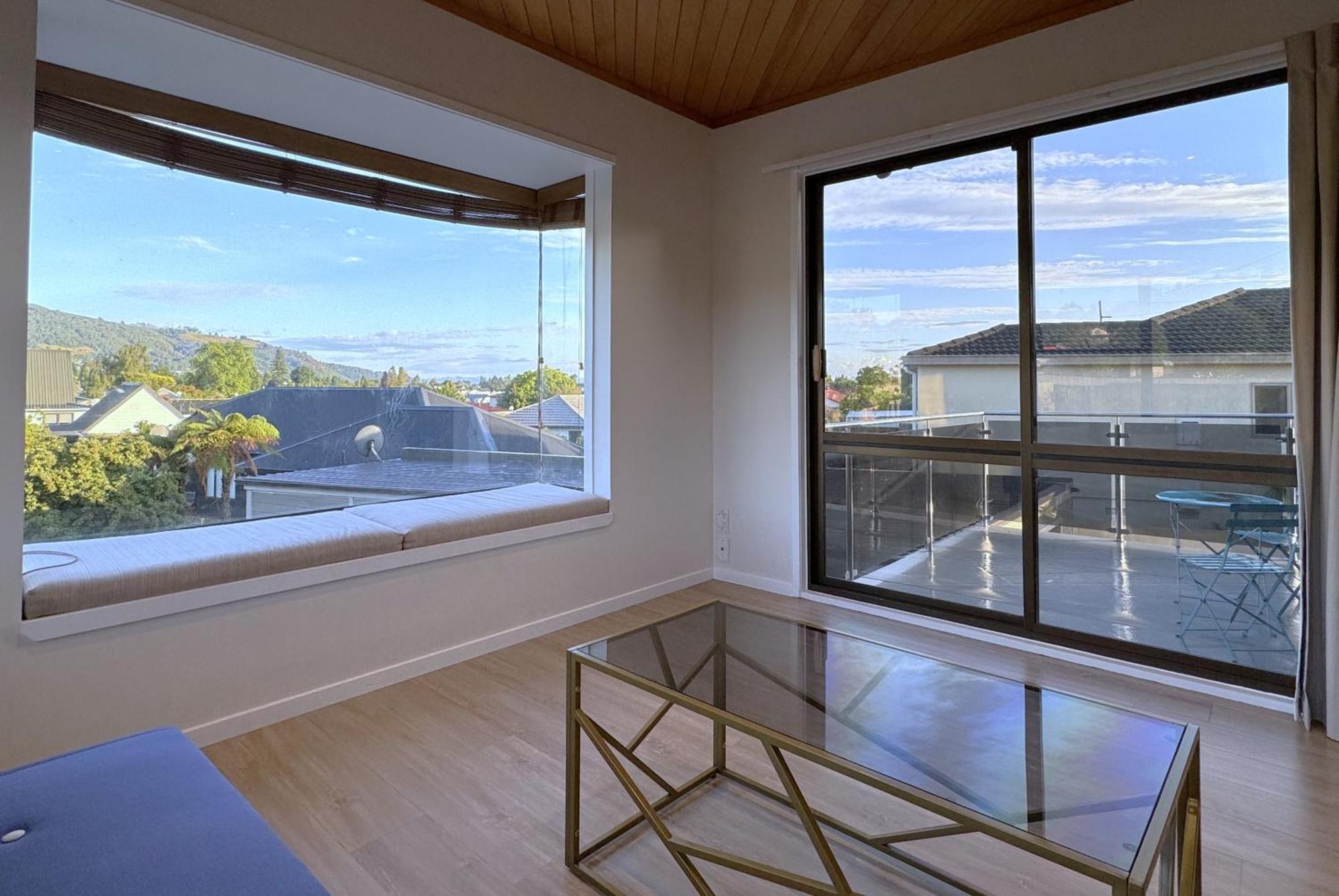 Spacious Retreat With Mountain View Rotorua Exterior foto